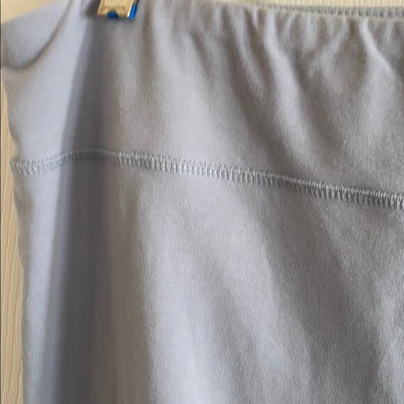 Logo L blue Capri legging pants - Picture 2 of 4